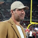 Správy NFL: Tony Romo odhaľuje, že mal počas vysielania chorobu, keďže kritika stúpala