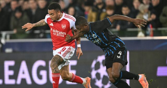 Správy o prestupe Liverpoolu: Joel Ordonez posunul časovú os, keďže Joel Ordonez vyzýva k lopte