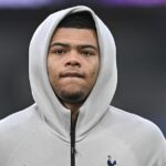 Dane Scarlett z Tottenhamu Hotspur počas zápasu Premier League medzi Crystal Palace a Tottenham Hotspur v Selhurst Parku.