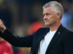 Správy o prestupe z Man Utd: Solskjaerov postoj k návratu hviezdy je jasný, pretože sa objavuje plán na muža za 42 miliónov libier Ole Gunnar Solskjaer stojí so Scottom McTominayom