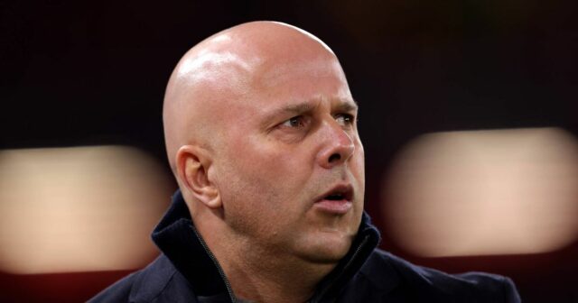 Správy z Liverpoolu: Arne Slot plánuje prestup pre krízu zranení, Liverpool Arneho Slotu mal zatiaľ pokojné januárové prestupové obdobie