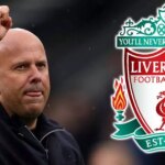 Manažér / hlavný tréner Liverpoolu Arne Slot reaguje počas zápasu Premier League medzi Bournemouthom a Liverpoolom
