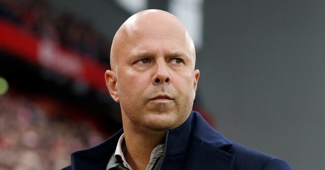 Tréner Liverpoolu Arne Slot má na mysli prestupy