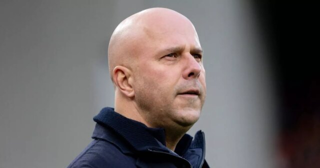 Liverpool sa pod Arne Slotom stále trápi