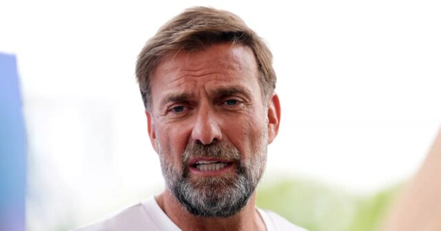 Arne Slot má zatiaľ pokojné januárové prestupové obdobie