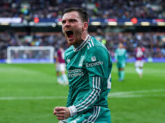 Spurs sa snažia získať 5 miliónov libier pre víťaza Premier a Ligy majstrov Spurs sa snažia získať 5 miliónov libier pre víťaza Premier a Ligy majstrov