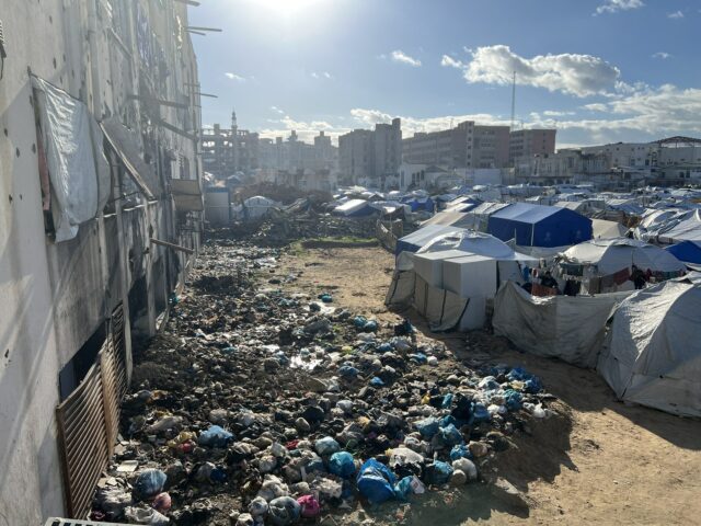 Stanový život Gazy medzi chorobou a každodenným zúfalstvom | Izraelsko-palestínsky Stanový život Gazy medzi chorobou a každodenným zúfalstvom | Izraelsko-palestínsky konflikt