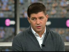 Steven Gerrard hovorí Arnemu Slotovi, aby prestal nariekať nad slabosťou Liverpoolu po tom, čo manažér obviňuje z nekonzistentnosti jednu kľúčovú chybu… a trvá na tom, že šéf Reds musí „nájsť riešenia“, pretože „hráčov má“ Steven Gerrard varoval Arneho Slotu, aby v rozhovoroch „prestal spomínať“ fatálnu chybu Liverpoolu