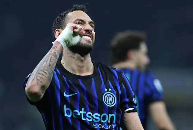 Strach pre Inter Miláno, keďže talizmanický stredopoliar utrpel zranenia pri remíze v Neapole; Testy sa majú vykonať v pondelok
