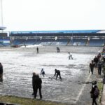 Zápas Portsmouthu proti Ipswichu Town bol prerušený kvôli zamrznutému ihrisku týždeň predtým, ako Pompey usporiadal Arsenal v FA Cupe.