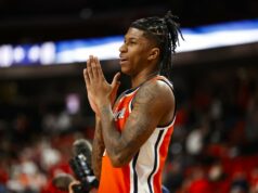 Syrakúzy alebo Notre Dame skončia január tým, že sa dostanú z prepadu Basketbal NCAA: Syracuse v štáte NC