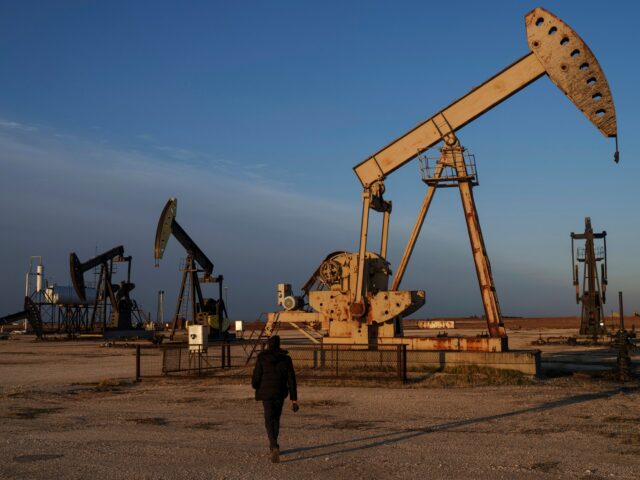 Sýrsky vojnou zničený ropný sektor čaká ťažká cesta k obnove, hovoria analytici | energie
