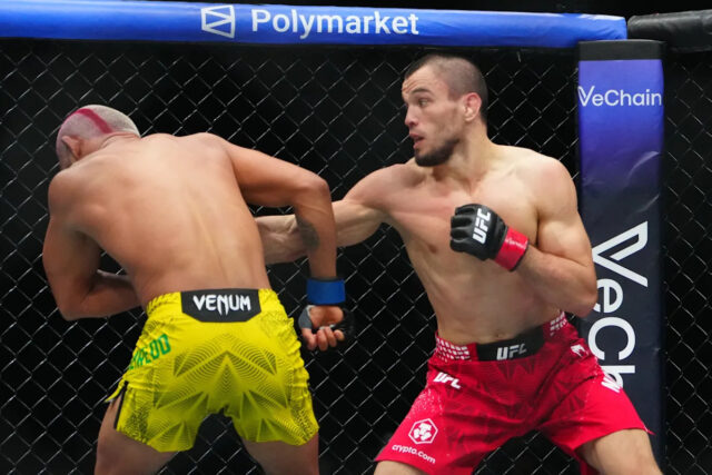 TJ Dillashaw: Umarovi Nurmagomedovovi chýba hviezdna sila na titul UFC Download app from appStore