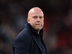 Taktická zmena Arneho Slotu prepadá, pretože nevýrazný Liverpool držal pred mizernou remízou Leeds Taktická zmena Arneho Slotu prepadá, pretože nevýrazný Liverpool držal pred mizernou remízou Leeds