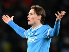 Talianske médiá dospeli k presvedčivému verdiktu, keď Scott McTominay zmenil tón v Neapole Scott McTominay z SSC Neapol počas zápasu Serie A medzi SSC Neapol a Hellas Verona FC na štadióne Diega Armanda Maradonu