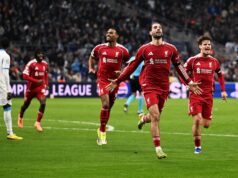 Televízny kanál Bournemouth vs Liverpool, podrobnosti o živom vysielaní a spôsob počúvania Dominik Szoboszlai z Liverpoolu oslavuje strelenie prvého gólu svojho tímu počas zápasu fázy MD7 Ligy majstrov UEFA 2025/26 medzi Olympique de Marseille a Liverpool FC na Stade de Marseille 21. januára 2026 vo francúzskom Marseille.