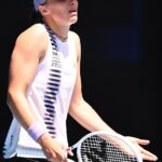 Tenisová hviezda hovorí, že s hráčmi sa zaobchádza „ako so zvieratami v zoo“, keď sa natáčanie v štýle Veľkého brata rozhorí po tom, čo Coco Gauff chytili pri rozbíjaní rakety