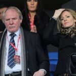 Terry Yorath vo svojich dňoch v Coventry City s manželkou Christine Yorath, dcérami Gabby (4) a Louise (3) a ročným synom Danielom