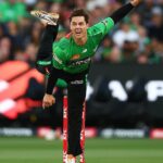 MELBOURNE, AUSTRÁLIA – 4. JANUÁRA: Mitch Swepson of the Stars bowls počas zápasu BBL medzi Melbourne Stars a Melbourne Renegades na Melbourne Cricket Ground, 4. januára 2026, v Melbourne, Austrália (Foto: Daniel Pockett/Getty Images)