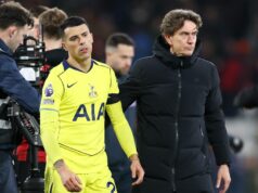 Thomas Frank dosiahol po prehre v Bournemouthe rekord v rade hviezd Tottenhamu s fanúšikmi Thomas Frank a Pedro Porro