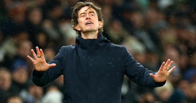 Hlavný tréner Tottenhamu Hotspur Thomas Frank vyzval UEFA, aby zmenila pravidlá pre európsku súťaž