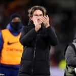 Fanúšikovia Tottenhamu privítali Thomasa Franka pískaním, keď po remíze 0:0 s Brentfordom prešiel na ihrisko v riadnom hracom čase.