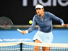 Tim Henman stanovuje cieľ pre Emmu Raducanu pred Australian Open a sezónou 2026 Henman spolupracoval s Raducanu počas tohtoročného United Cupu (Getty Images)