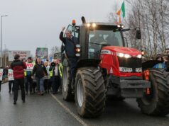 Tisíce írskych farmárov protestovali proti obchodnej dohode EÚ s Mercosurom | Medzinárodné obchodné správy Tisíce írskych farmárov protestovali proti obchodnej dohode EÚ s Mercosurom | Medzinárodné obchodné správy