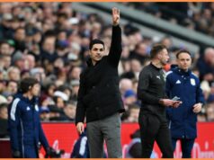 Tlačová konferencia Mikela Arteta pred zápasom Chelsea vs Arsenal Mikel Arteta tlieska fanúšikom Arsenalu