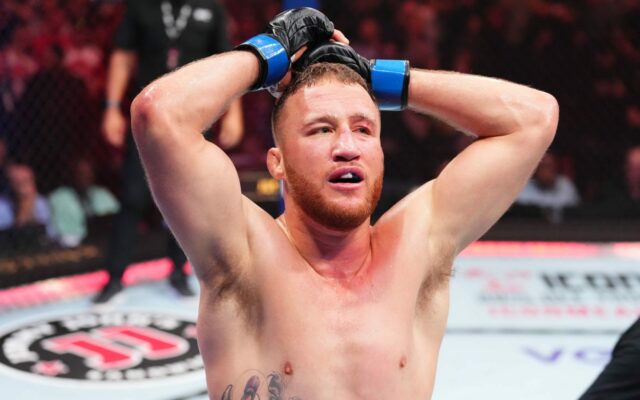 Snímky obrazovky z @ChampRDS na X