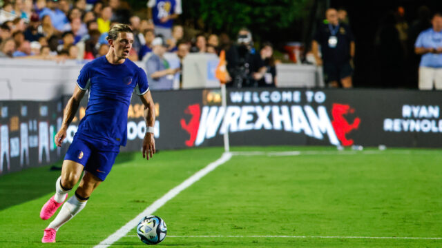 Tottenham a Man United sú cieľom bývalej hviezdy PL, ktorá zápasí o hrací čas
