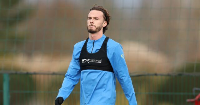 James Maddison z Tottenhamu Hotspur sa pozerá počas tréningu v Tottenham Hotspur Training Center 8. decembra 2025 v Enfielde v Anglicku