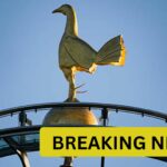 Športový riaditeľ FC Tottenham Hotspur Fabio Paratici sleduje zápas finále Superpohára UEFA 2025 medzi FC Paris Saint-Germain a...