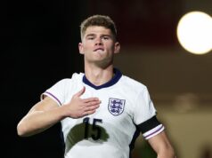 Môže sa Charlie Cresswell pripojiť k Rennes v prípade, že by Jérémy Jacquet prestúpil do Chelsea? Toulouse odmietlo poslednú ponuku Wolfsburgu Charlieho Cresswella