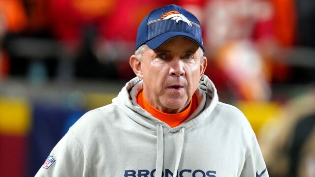 Tréner Broncos Sean Payton označil Silvestra za „najpreceňovanejšiu dovolenku“

