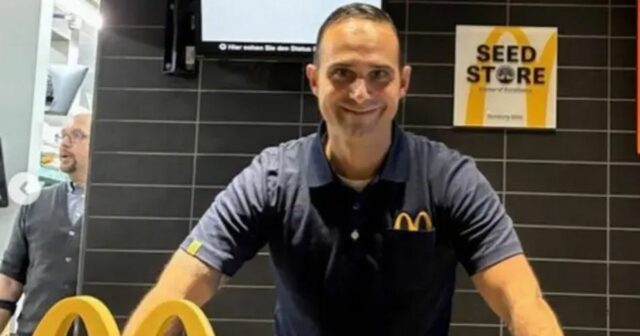 "Trénoval som flop Arsenalu a hviezdu Svetového pohára - teraz Alexander Nouri pracujúci v McDonalds