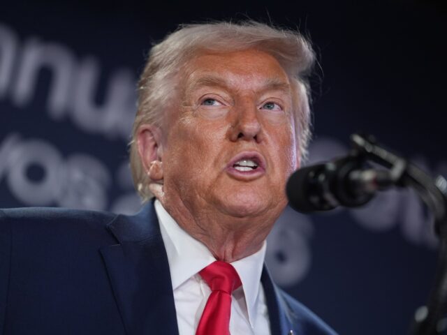 Trump chváli britských vojakov uprostred hnevu nad jeho tvrdeniami v Afganistane | Správy Talibanu
