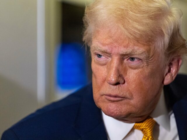 Trump sa vyhráža americkým obranným firmám kvôli platom vedúcich pracovníkov, pomalej výrobe | Správy Donalda Trumpa
