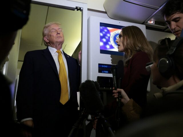 Trump zhoršil americký militarizmus | Napätie medzi USA a Venezuelou
