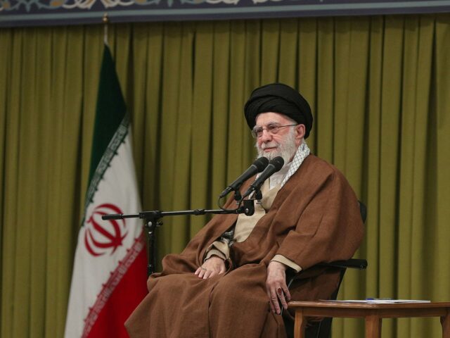 Trumpov únos Madura eskaluje obavy z možnej vojny s Iránom Trumpov únos Madura eskaluje obavy z možnej vojny s Iránom | Americko-Venezuela Tensions News