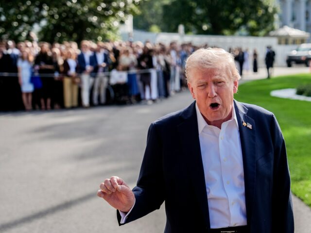 Trumpova administratíva tvrdí, že stále zvažuje vojenské útoky na Irán | Správy Donalda Trumpa
