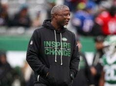 Správy NFL: Ex-Jets GM vyjadruje dôveru Aaronovi Glenovi napriek dostupným trénerom Tryskáče končia sezónu vytvorením dvoch hnilobných rekordov NFL