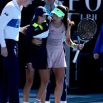 Turkiye's Sonmez pomáha dievčaťu s loptou; vstupuje do 2. kola tenisového Australian Open | Tenisové novinky