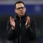 Liam Rosenior tlieska po výhre Chelsea nad Brentfordom.