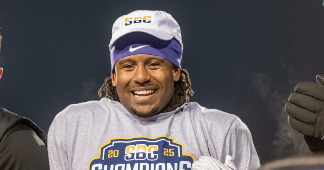 UCLA získava najvyšší prestup v Jamesovi Madisonovi, ktorý beží späť UCLA získava najvyšší prestup v Jamesovi Madisonovi, ktorý beží späť Wayne Knight