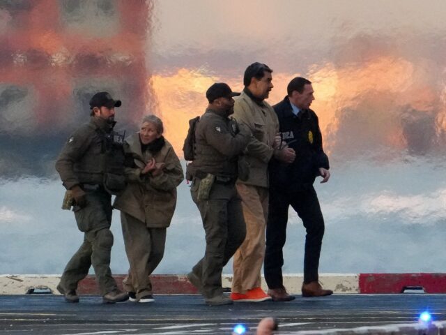 Unesený venezuelský vodca Nicolas Maduro, manželka, sa postavila pred súd v New Yorku | Americko-Venezuela Tensions News
