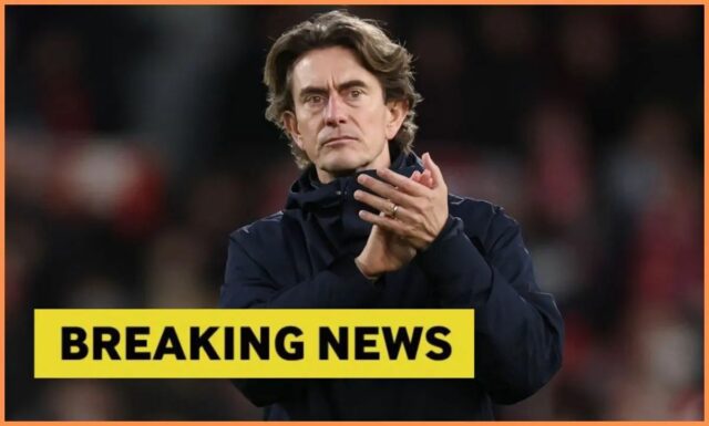 Conor Gallagher z Atlética Madrid chce prihrať loptu počas semifinálového zápasu španielskeho Superpohára medzi Realom Madrid a Atleticom de Madrid...