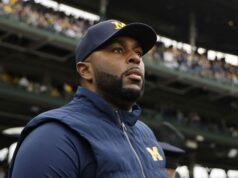 Utrápená manželka Sherrone Moore počula, že sa „pokúša zabiť“ vo výbušnom telefonáte na linku 911 logo pochodového šialenstva