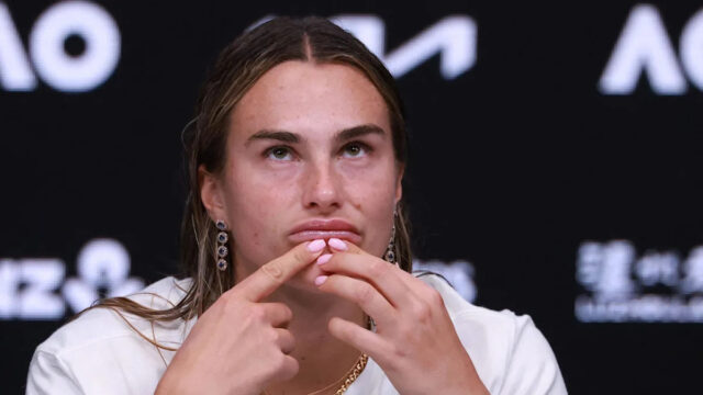 "V podstate kapitulovala" - nedosahuje Sabalenka na Slamoch?

