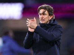 Vedenie Tottenhamu musí ísť zo starej školy a verejne podporiť Thomasa Franka, inak zníži svoje straty Vedenie Tottenhamu musí ísť zo starej školy a verejne podporiť Thomasa Franka, inak zníži svoje straty